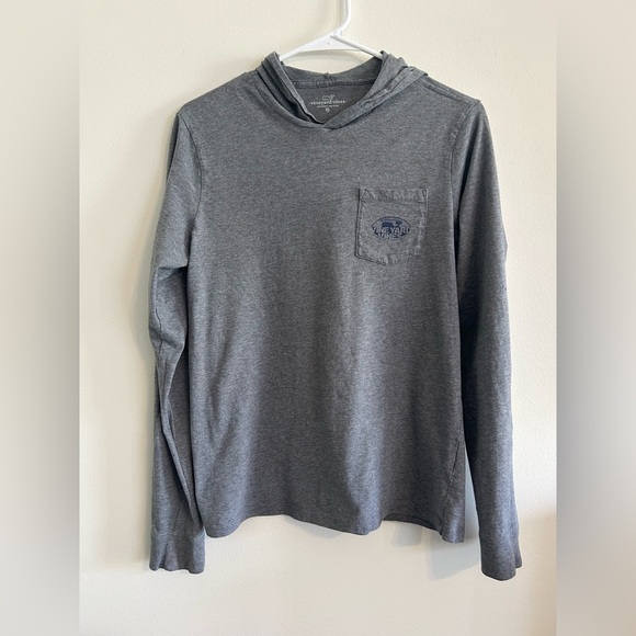 Vineyard Vines Other - Vineyard Vines Gray Long Sleeve Hoodie Tee